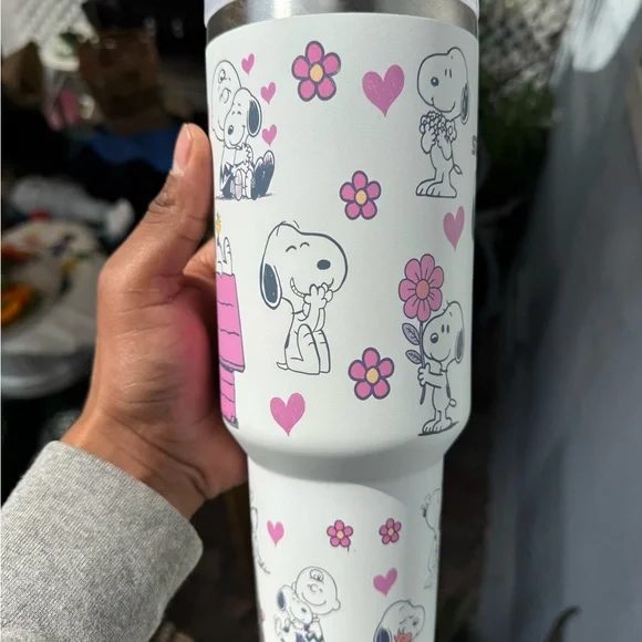 Stanley White & Pink Snoopy Insulated Mug - Picture 3 of 5